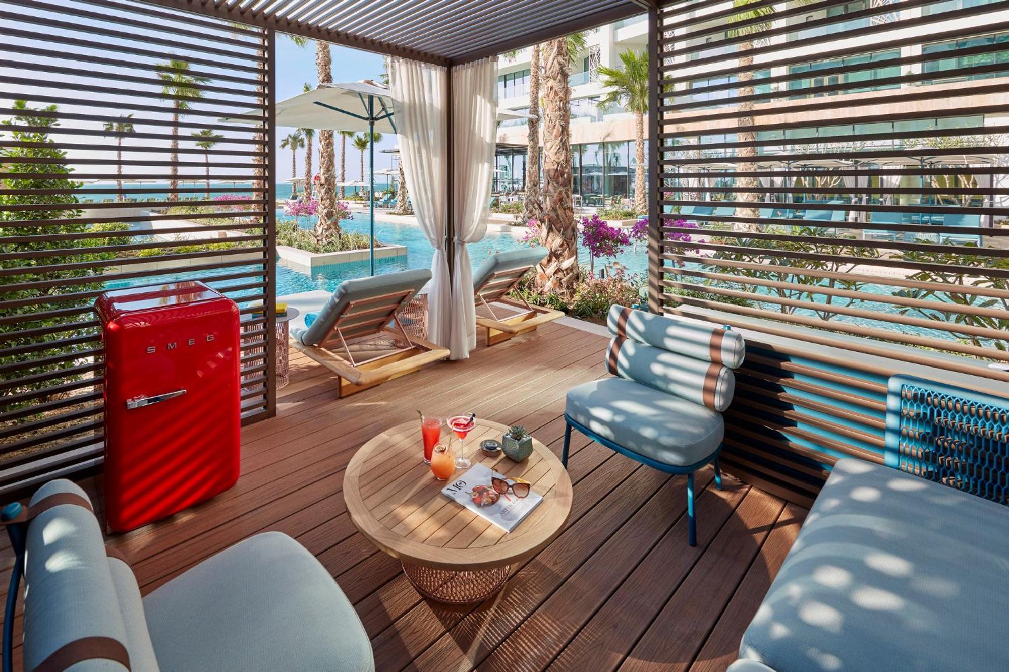 Mandarin Oriental Jumeira, Dubai Eksteriør billede Cabana at the pool